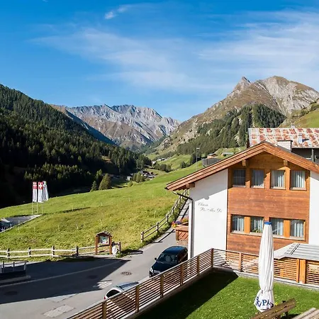 Apartment Chasa Sot-chaunt *