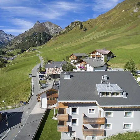 Apartment Chasa Sot-chaunt