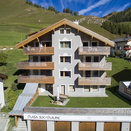 아파트 Chasa Sot-chaunt 삼나운